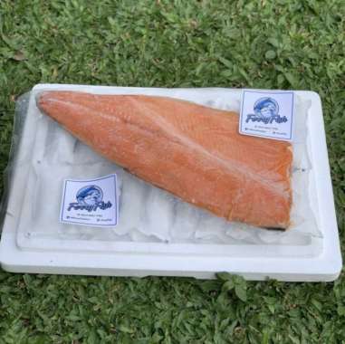 Ikan Salmon Norwey Premium Utuh