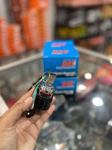 KONTAK CB CG KABEL 2 KABEL 4 MODEL ORIGINAL KUALITAS IMPORT KONTAK SAJA