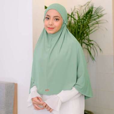 Lozy Hijab - Nuha Instan ( Hijab Bergo Umroh Jersey ) Milky Green