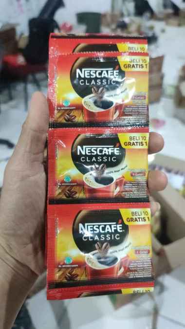 Promo Harga Nescafe Classic Coffee per 10 sachet 2 gr - Blibli
