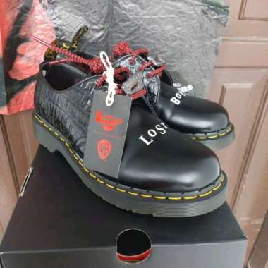 SEPATU DOCMART DR MARTENS 1461 WARNER BROS LOST BOYS SIZE 38 ORIGINAL