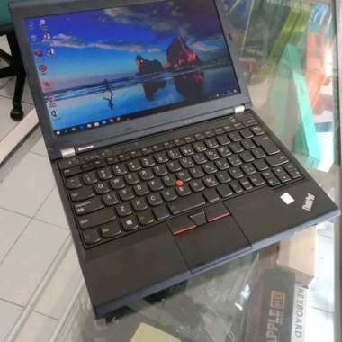 LAPTOP LENOVO X220 CORE I3 GEN 2 RAM 8GB/HDD 320GB 12" INCHI