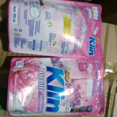 Promo Harga So Klin Liquid Detergent + Softergent Soft Sakura 750 ml - Blibli