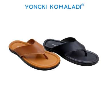 YONGKI KOMALADI BENJAMIN SANDAL PRIA OCN42075 - HT/KL 41 CAMEL