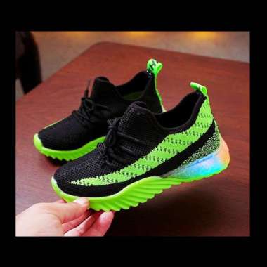 OEM ZH-SS064 Air Nikei Arrow Lampu LED Sepatu Anak Unisex 29 hijau