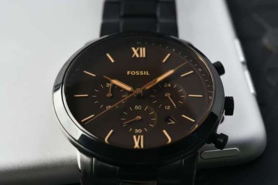 Fossil Neutra Chronograph Black Dial Black Stainless Steel Strap Jam Tangan Pria [FS5525] -
