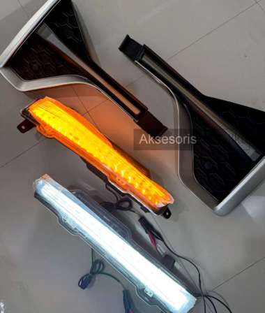 Lampu DRL Innova Zenix Cover Welcome Running Sein Multicolour