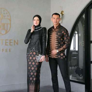 Couple Kebaya Serra Set Kebaya Pakaian Set hitam L