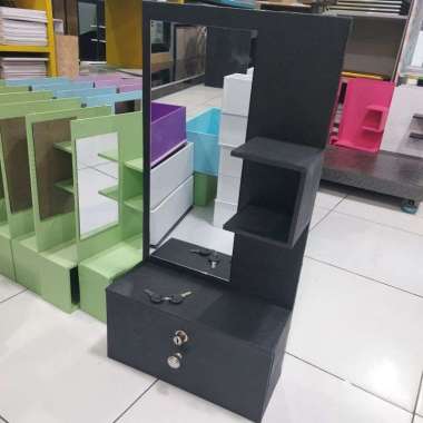 Meja Rak Rias Kunci Laci 60 x 30 x 11 Cm Rak Kosmetik Hiasan Gantung Dinding hitam