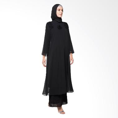 Diindri Hijab Blackrose Abaya