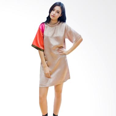 Kakuu Basic Color Accent Silk Dress - Beige