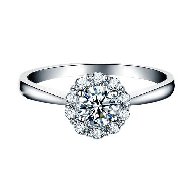 Tiaria Carnation Diamond Cincin Emas Putih [18K]