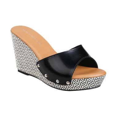 Yongki Komaladi SRLN 650001 Hitam Sepatu Wanita